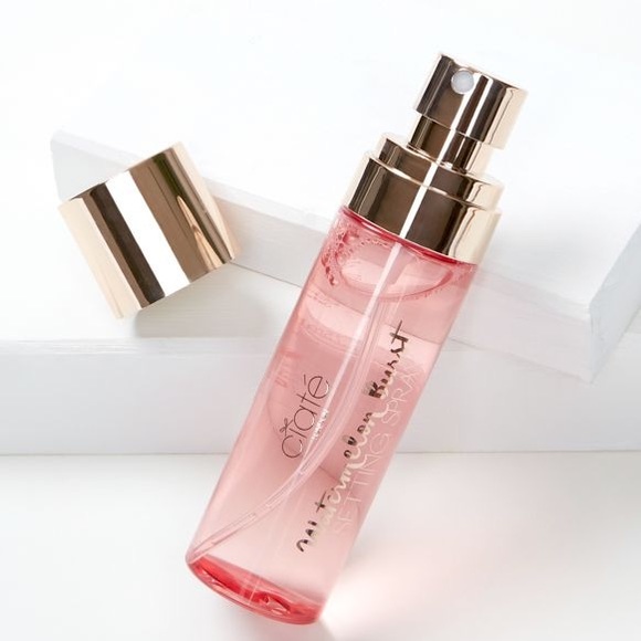 Ciate London Watermelon Burst Setting Spray. Delicate, Soft, Mist, Firm, Base - Picture 3 of 4